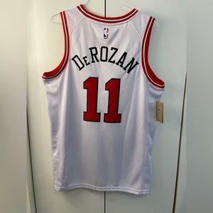 XXL #11 Demar Derozan Bulls White Home Jersey